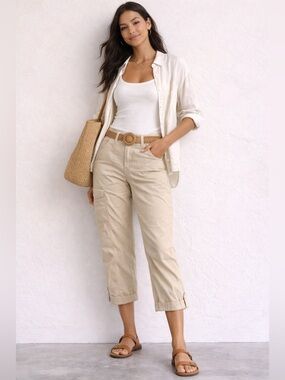 Chico’s Cropped Cargo Pants Khaki | Size 0P (US 4P) | Pre-Owned